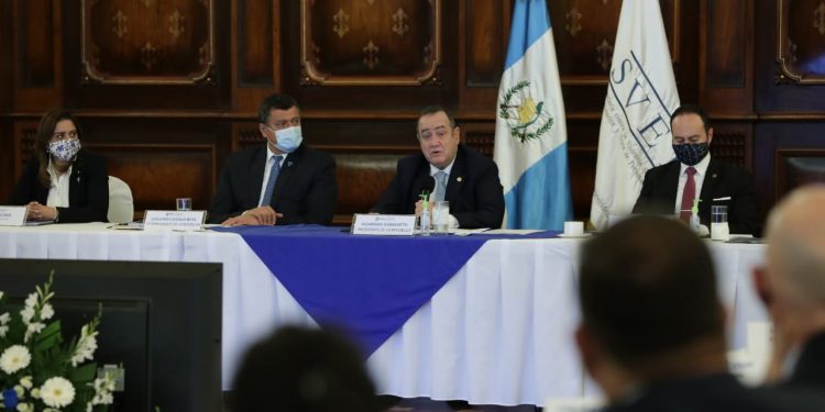 Presidente Giammattei: “El combate a la trata de personas es prioridad de nuestro Gobierno”