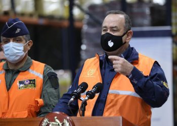 Gobierno reconstruirá viviendas afectadas por la depresión tropical Eta