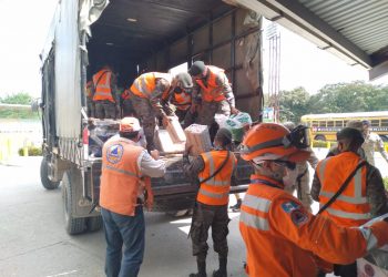 Distribuyen 30 mil cajas de alimentos donadas por El Salvador