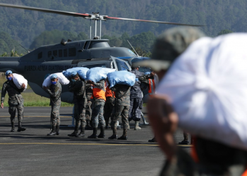 Entregan 39 mil 884 libras de alimentos en Alta Verapaz