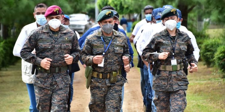 Agentes de seguridad fortalecen sus capacidades