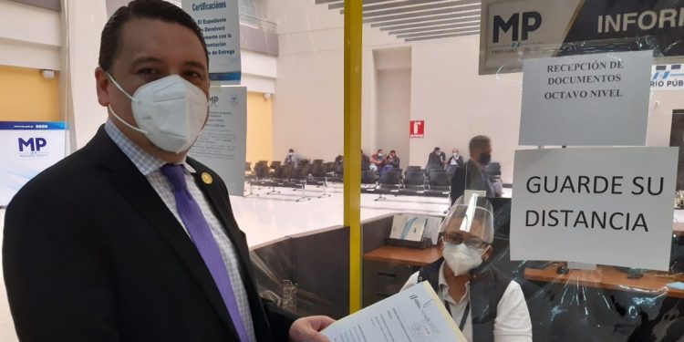 Presentan denuncia penal contra exdirector de Caminos
