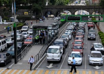 Se espera alta afluencia vehicular por llegada de comitiva estadounidense./Foto: DCA.