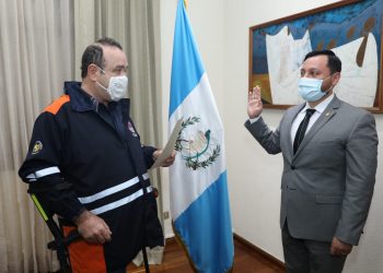 Juramentan a Gendri Reyes como ministro de Gobernación