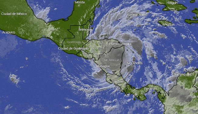 Iota se debilita, pero sus efectos persisten en Guatemala