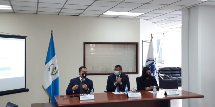 Senabed presenta nuevo portal electrónico y acciones de la política institucional