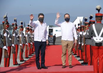 Presidente de Honduras arriba al país para fortalecer la relación bilateral