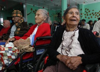 Prevén abrir 20 centros de atención para adultos mayores en 2021
