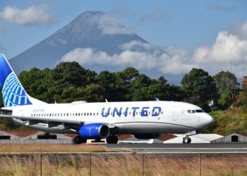 Viajeros podrán realizarse prueba de coronavirus en Aeropuerto La Aurora