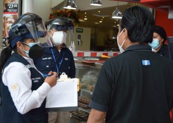 Continúa supervisiones para verificar protocolos COVID-19 en centros comerciales