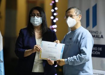 Reconocen labor de 270 docentes que participaron en Aprendo en Casa