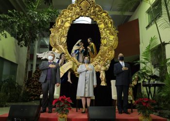 Guatemala realiza noche cultural de tradiciones navideñas