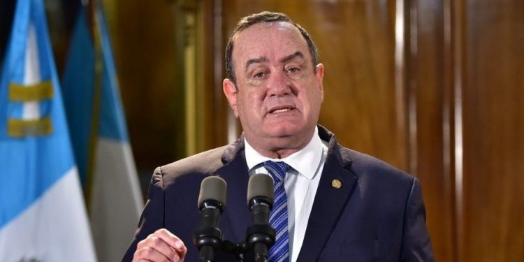 Salario mínimo se mantiene para 2021