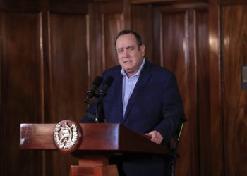 Presidente Alejandro Giammattei en Casa Presidencial