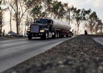 Restringen circulación de transporte de carga durante fin de año