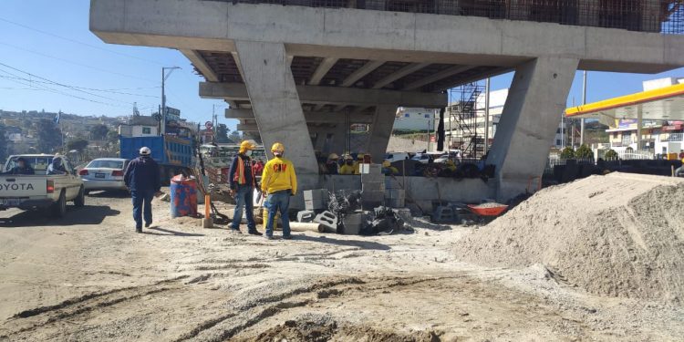 Construcción de paso a desnivel en Cuatro Caminos registra 50 por ciento de avance