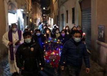 Guatemaltecos en Roma protagonizan la tradicional posada navideña