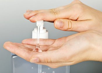 Recomiendan no utilizar alcohol en gel si se manipulan juegos pirotécnicos