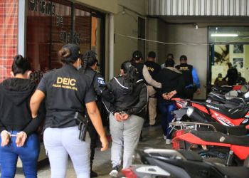 Desarticulan dos estructuras de mujeres dedicadas al robo de mercadería