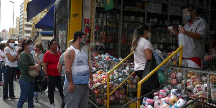 Brasil termina el 2020 con más de 14 millones de desempleados