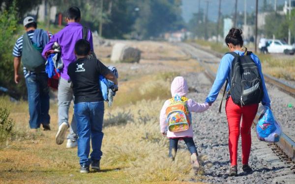 Presidente mexicano y Biden acuerdan trabajar nuevo enfoque en migración