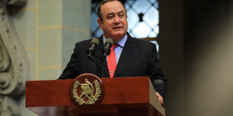presidente Alejandro Giammattei