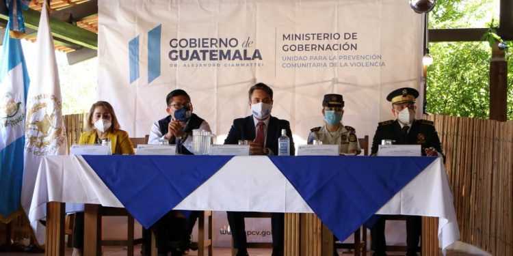Desarrollan foro sobre la prevención y su impacto en la sociedad guatemalteca