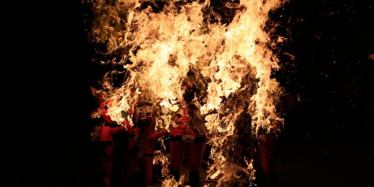 “Quema del diablo” será monitoreada por comuna capitalina