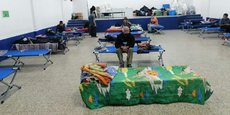 Atienden a 3 mil 548 personas vulnerables en temporada de frío