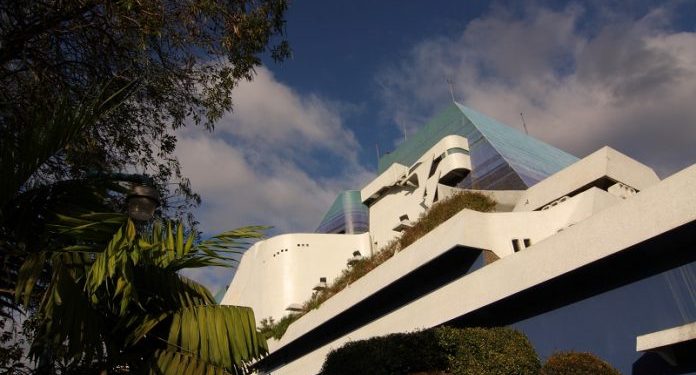 Cultura anuncia remozamiento de escuelas nacionales de arte