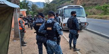 Mantienen fuertes dispositivos de seguridad por caravana de migrantes hondureños