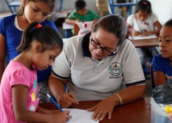 Hacen llamado a no dejarse engañar por procesos falsos de contratación de docentes