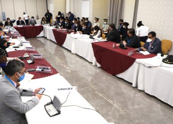 Autoridades se reúnen ante posible caravana de migrantes hondureños