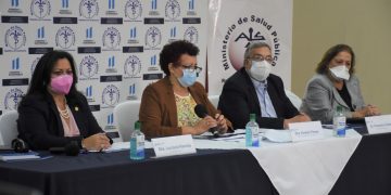Autoridades de Salud brindan conferencia de prensa./Foto: MSPAS.