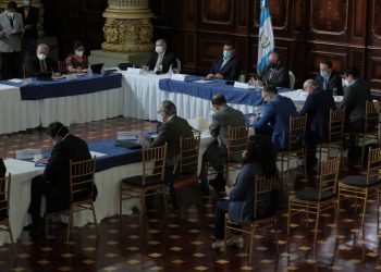 Definen metas para promover el desarrollo económico en 2021