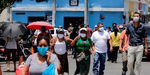 Guatemaltecos utilizan mascarilla para evitar el coronavirus./Foto: Archivo