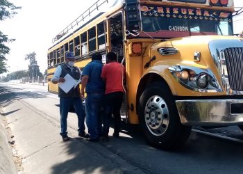 Multan a unidades de transporte extraurbano por no cumplir con protocolos sanitarios