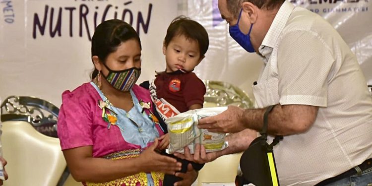 Arranca distribución de alimento fortificado para 200 mil niños