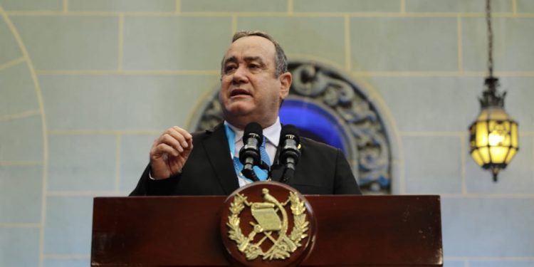 Presidente anuncia ejecución de proyectos en 2021 sin recurrir a deuda