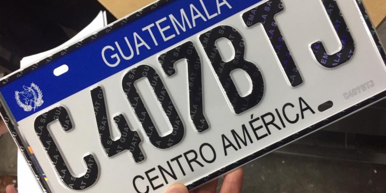 Placas metálicas