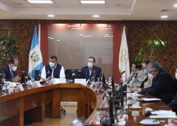 Ejecutivo reanuda discusiones para definir propuesta de Presupuesto 2021