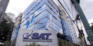 El Directorio de la SAT publicó un comunicado sobre evaluación de meta de recaudación tributaria