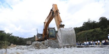 Trabajos de construcción de paso a desnivel en Palencia