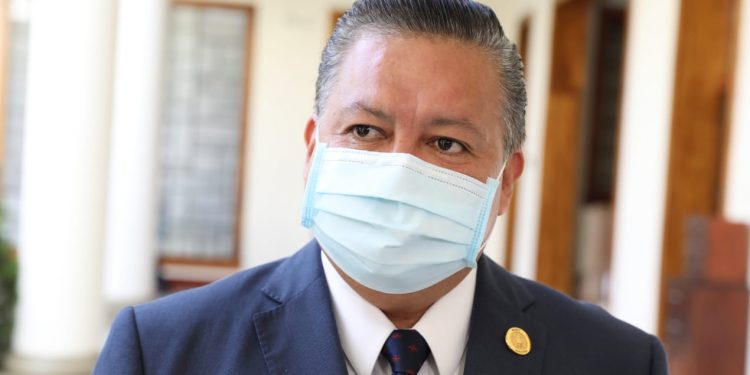 Seguirá garantizando la transparencia en los programas sociales, afirma el jefe del Mides