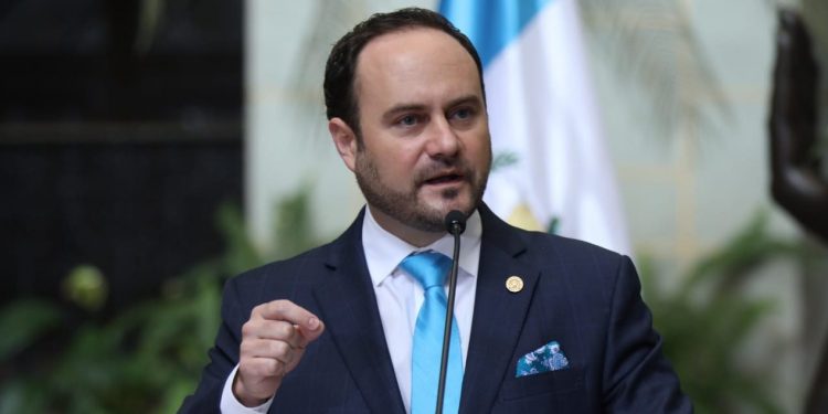 Minex ve posibilidades de apoyo al TPS para guatemaltecos en Estados Unidos