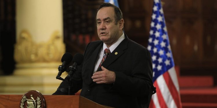 Presidente Giammattei no asiste a toma de posesión de Biden porque tradición diplomática de EE. UU. no contempla invitación a mandatarios extranjeros