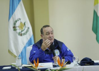 Gobierno construirá más de mil casas para los afectados de las tormentas Eta y Iota