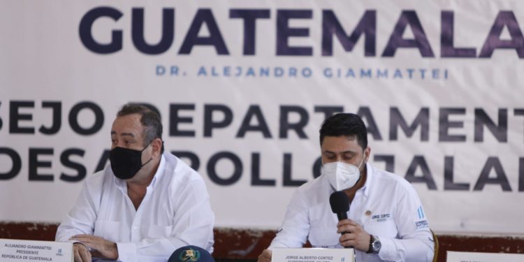 Presidente y alcaldes de Jalapa fijan hoja de ruta para la ejecución de proyectos en 2021