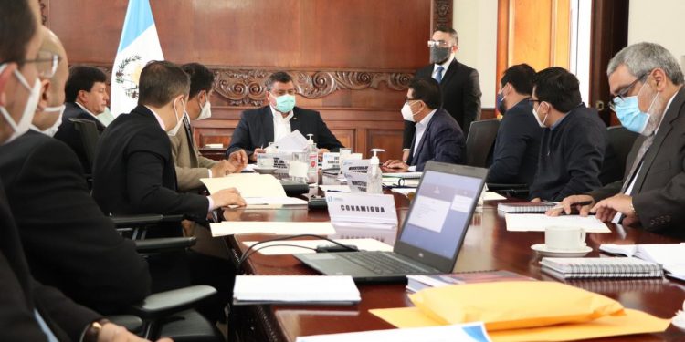 Autoridades de migración