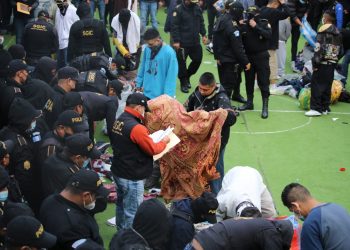 Efectúan requisas simultáneas en tres cárceles